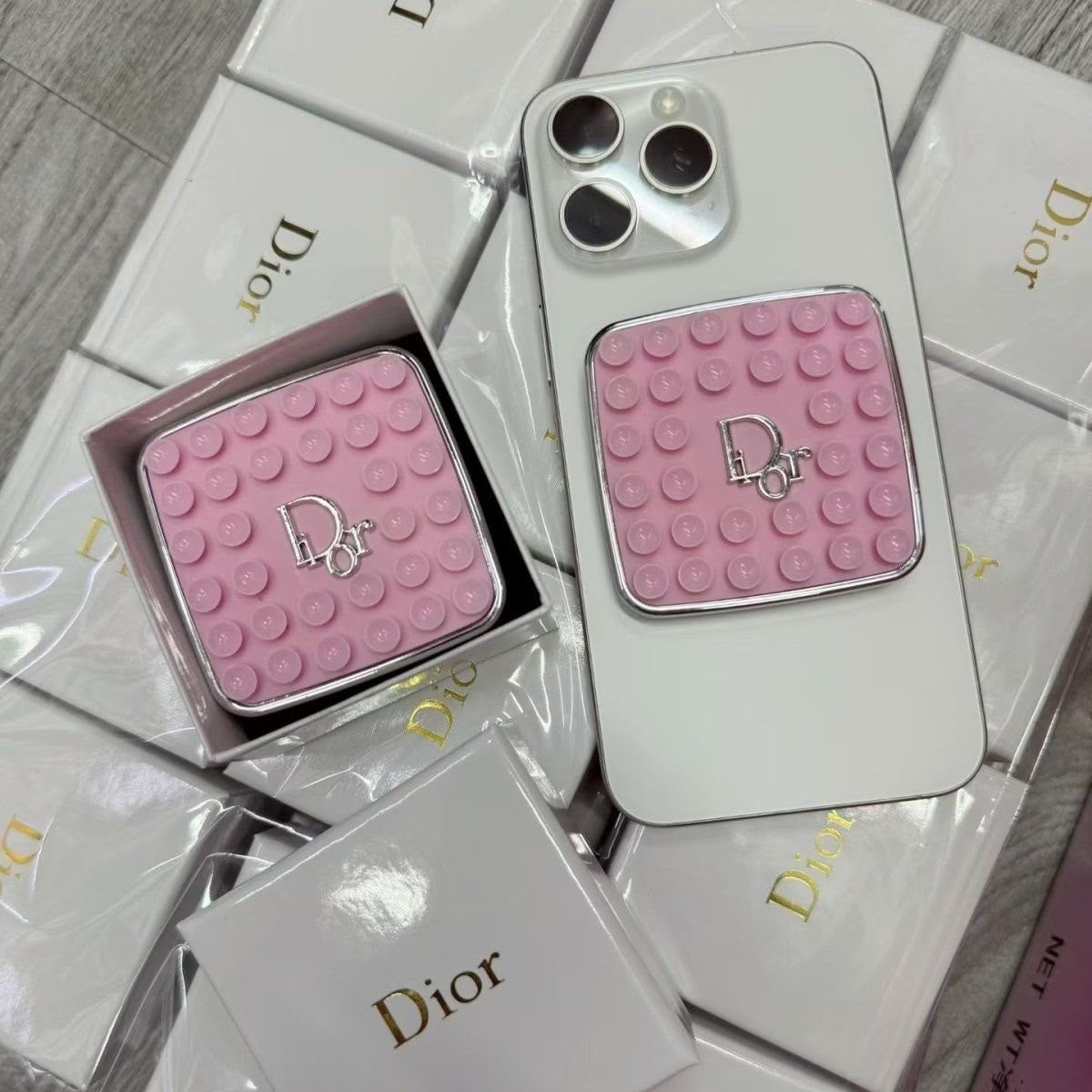 Luxury Dior Octobuddy