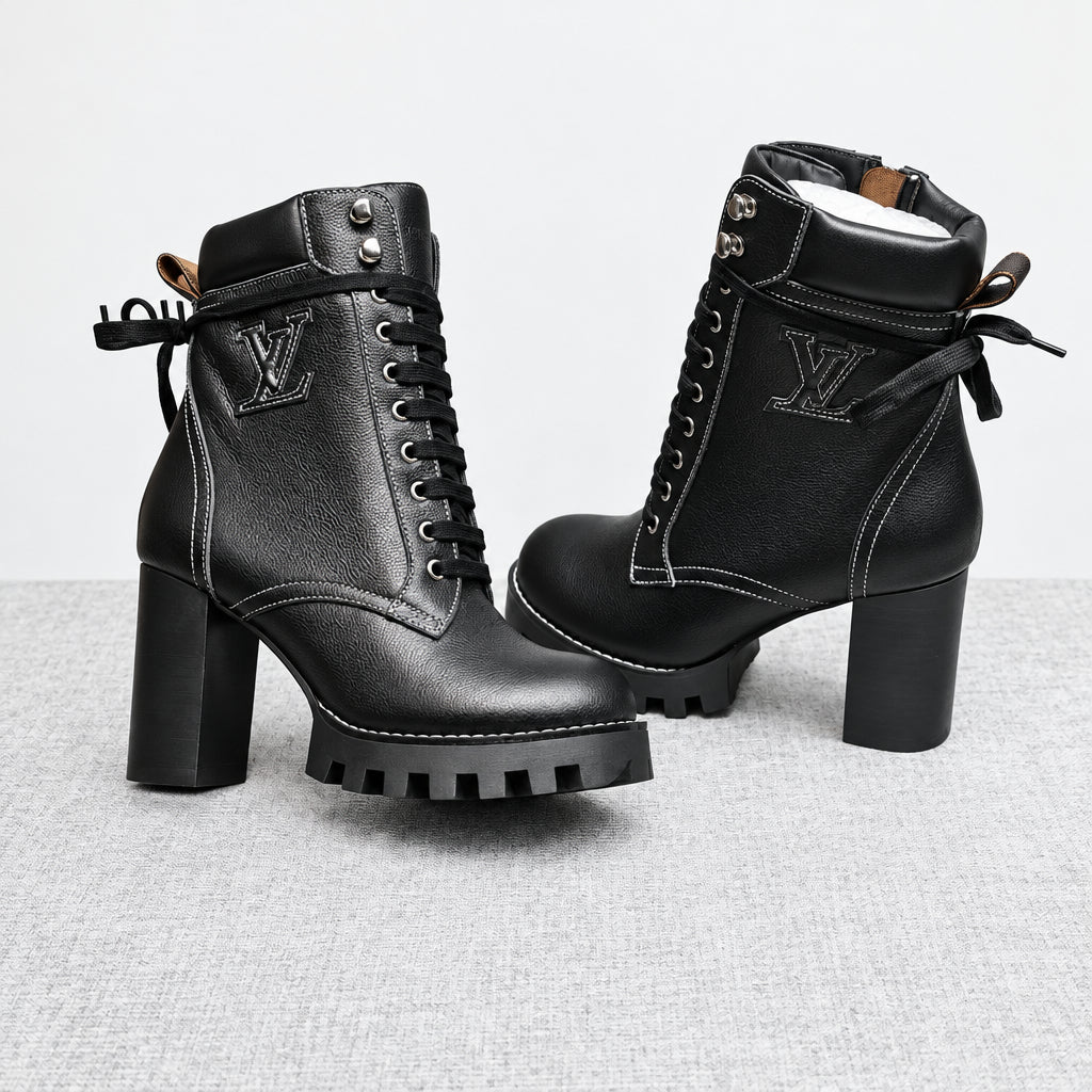 Star Trail Leather Boots - Black