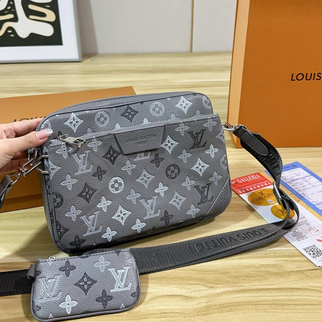 Trio Messenger Bag -Shadow
