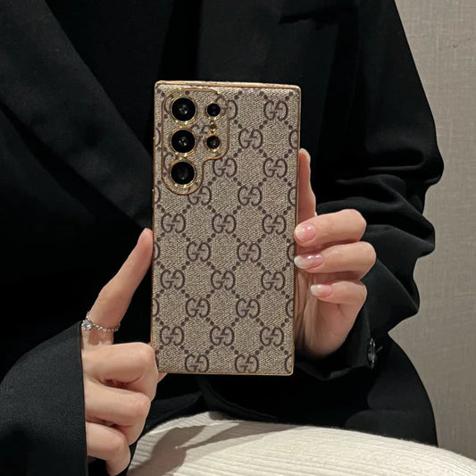 Luxury-Inspired Samsung Case with Gold Frame Accents