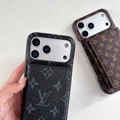 Luxe Pattern MagSafe Case with Detachable mini wallet