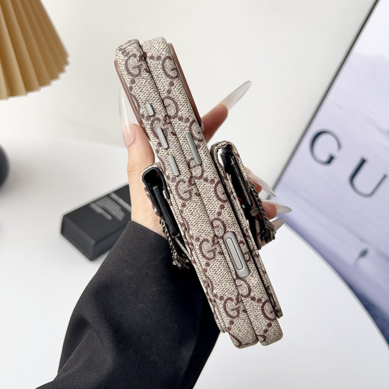 Luxe Horseshoe Buckle Phone Case