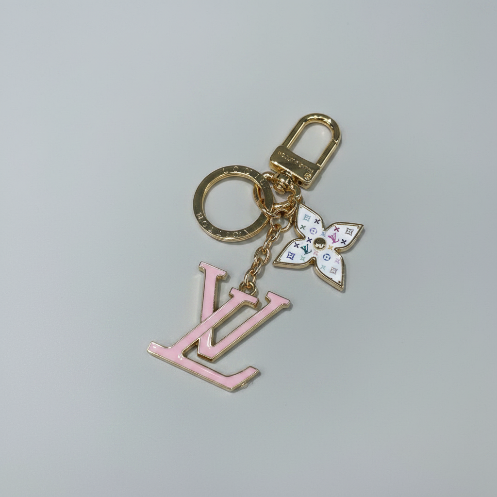 TM Iconic Bag Charm Key Holder Pink