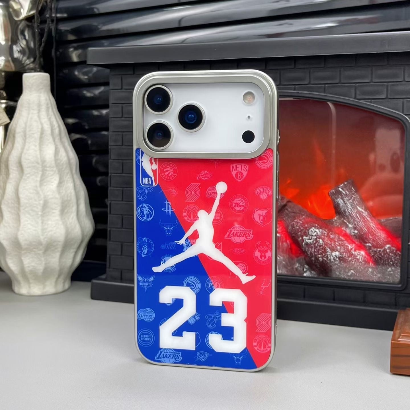 Street Style Hoops Case – MagSafe Ready