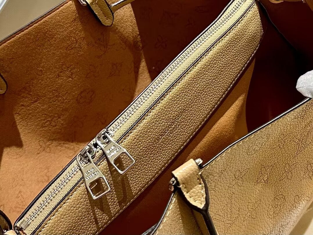 Bella Mahina Tote - Luxe Leather