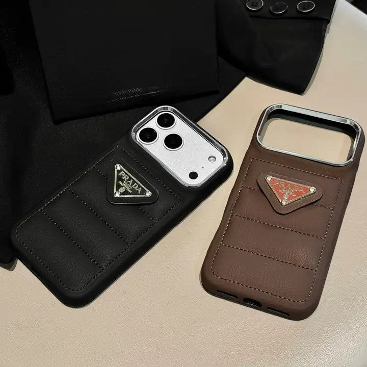 Quilted Triangle Plaque Case – iPhone 12–17