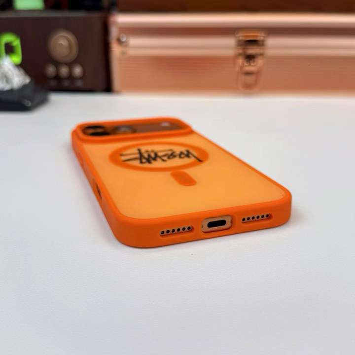 Stüssy MagSafe Case – iPhone 14–17