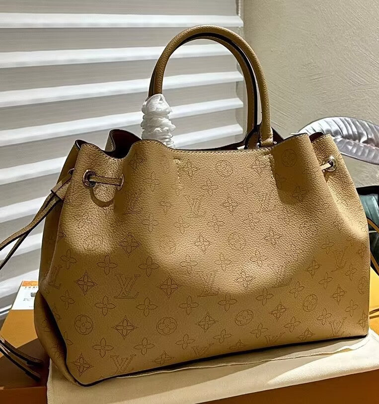 Bella Mahina Tote - Luxe Leather