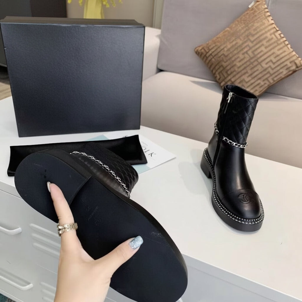 Chain Around Quilted Leather Boots