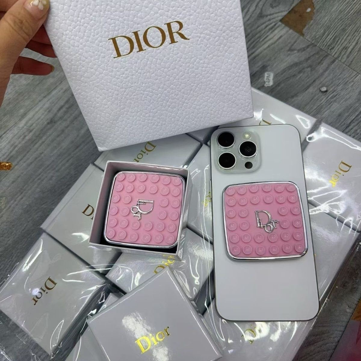 Luxury Dior Octobuddy