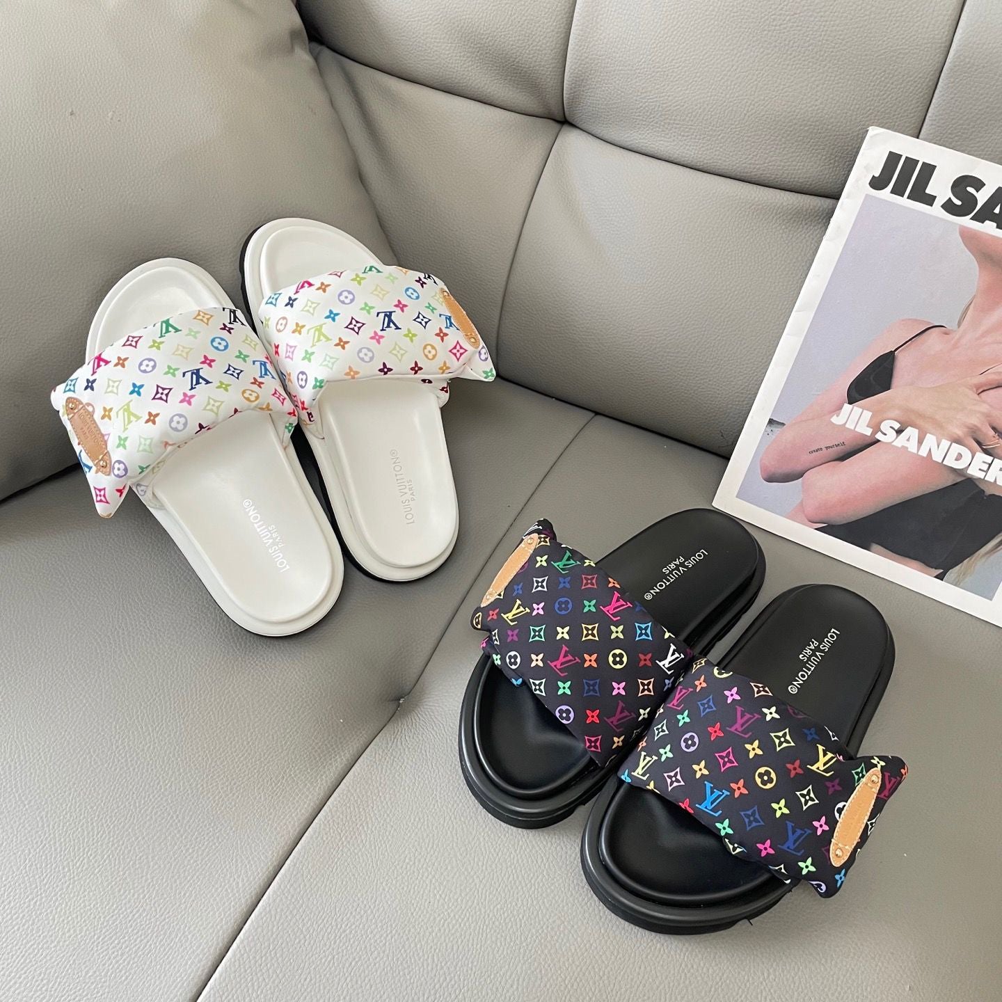 Multicolor Pool Pillow Flats