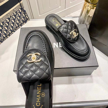 Quilted Leather Turnlock Mules