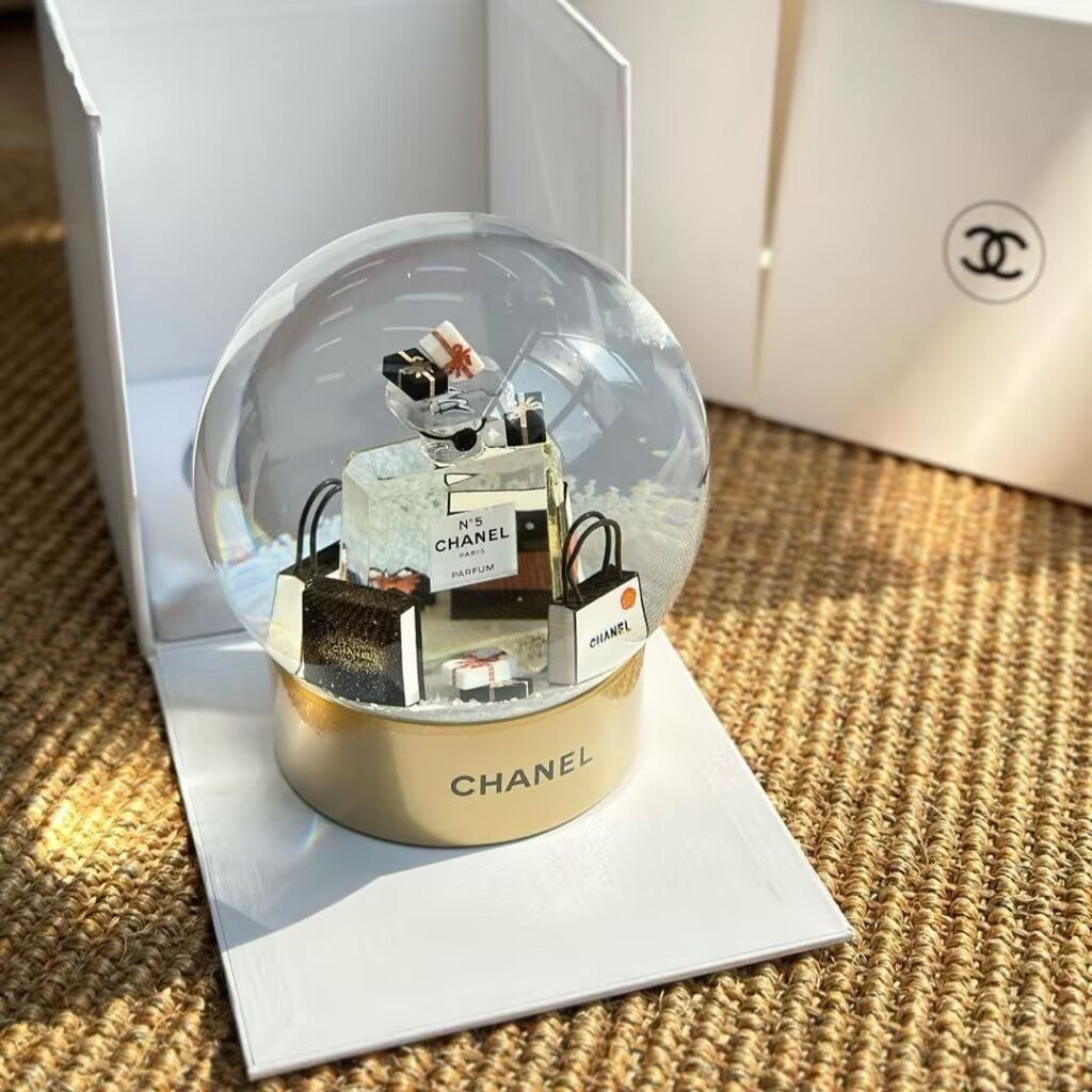 VIP Snow Globe 2021