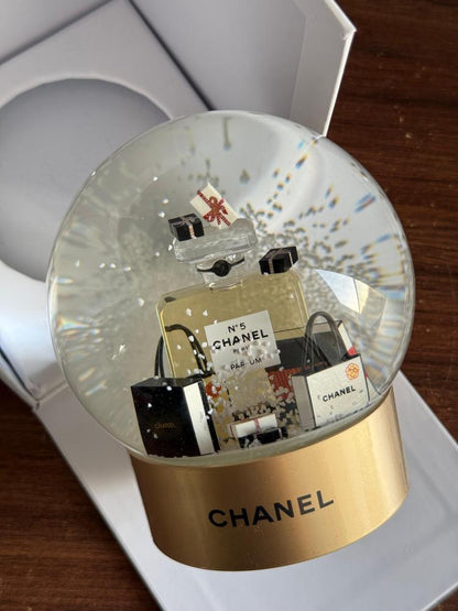 VIP Snow Globe 2021