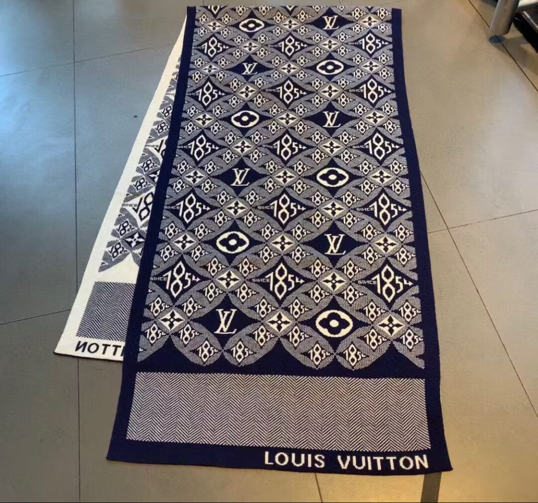 Since 1854 Jacquard Scarf Black Navy