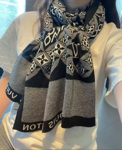 Since 1854 Jacquard Scarf Black Navy