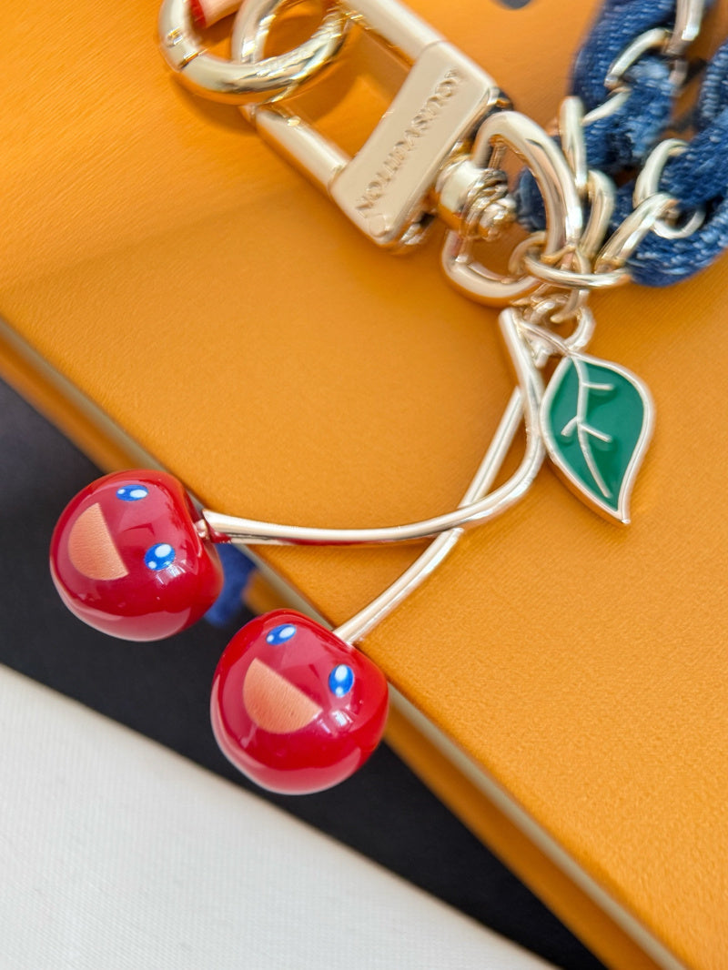 TM Cherry Charm/Phone Holder