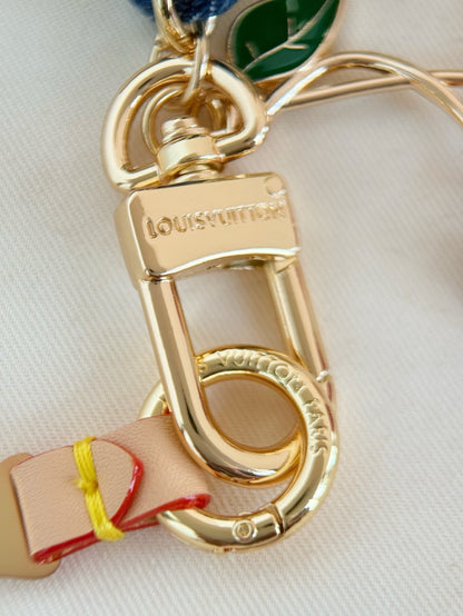 TM Cherry Charm/Phone Holder
