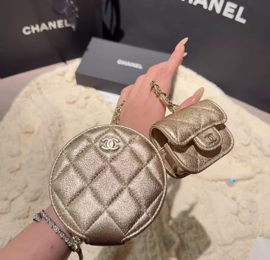 Chanel Beauty Coin Purse AirPod Case VIP