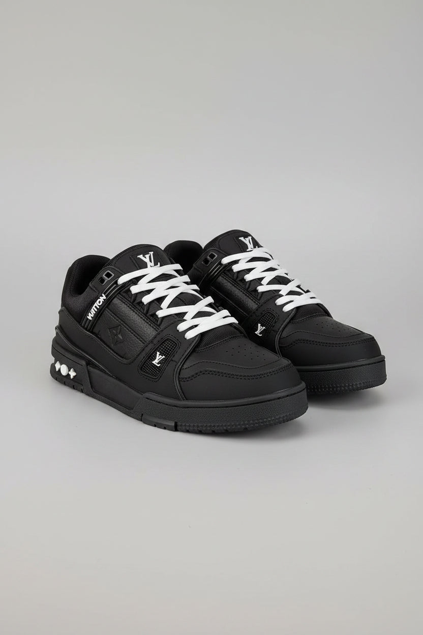 1V Monogram Trainer Sneakers Black