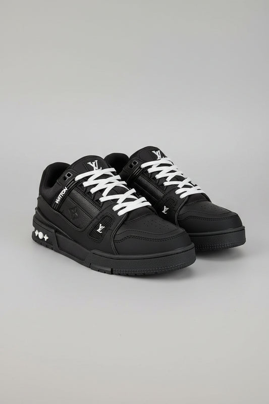 1V Monogram Trainer Sneakers Black