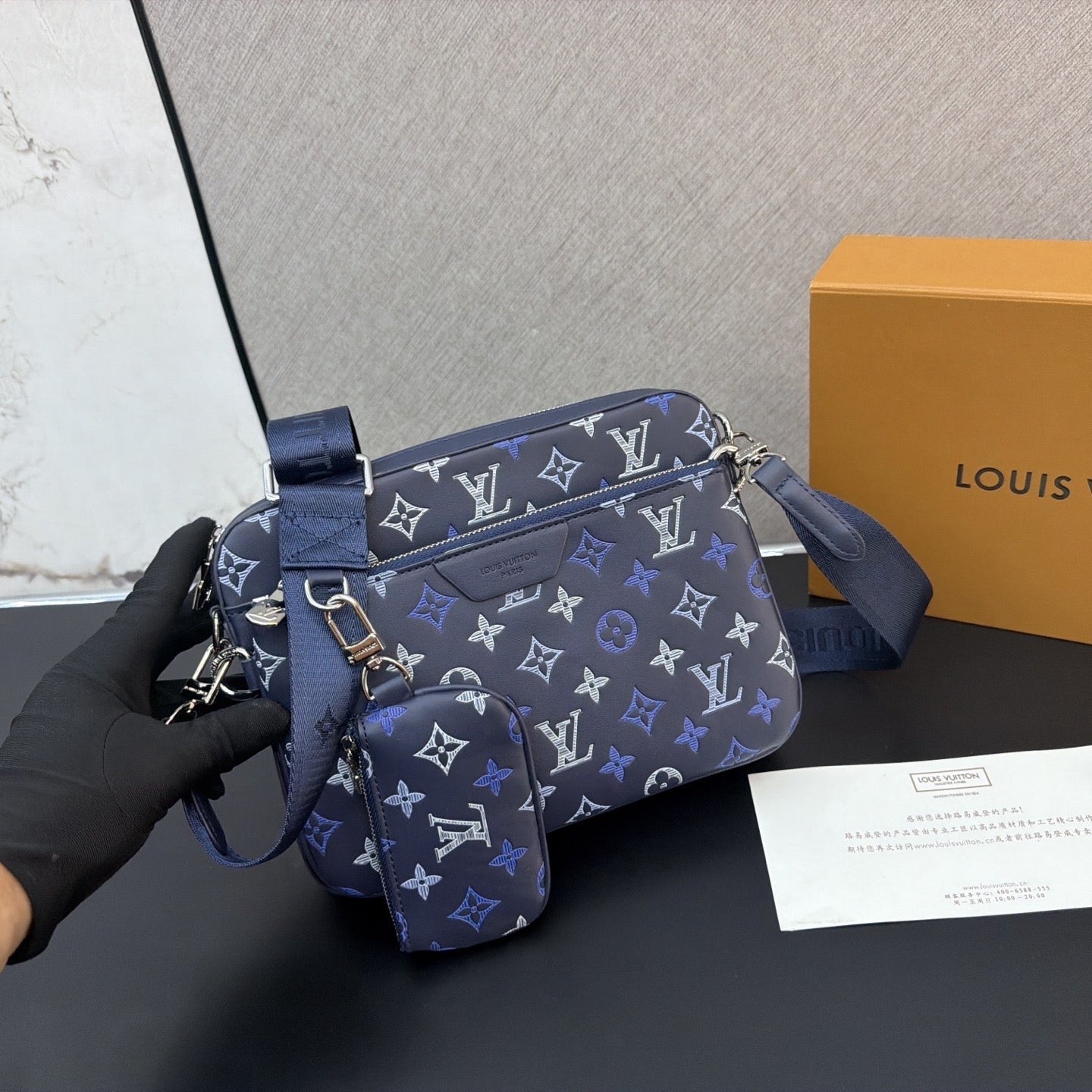 Trio Messenger Bag -Shadow