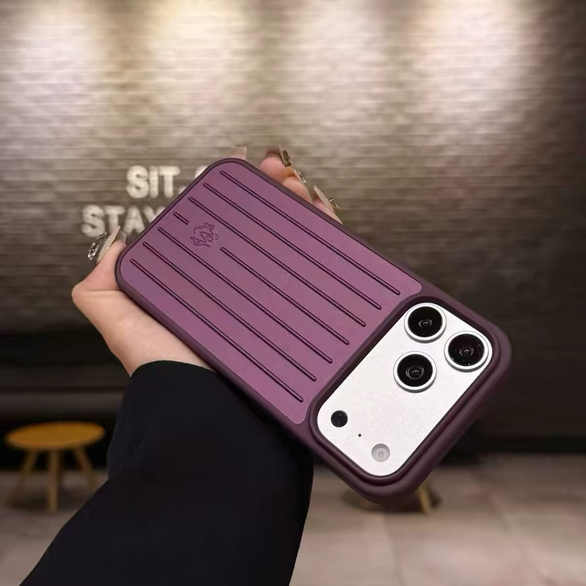 Luxury Aluminium  Case- Burgundy