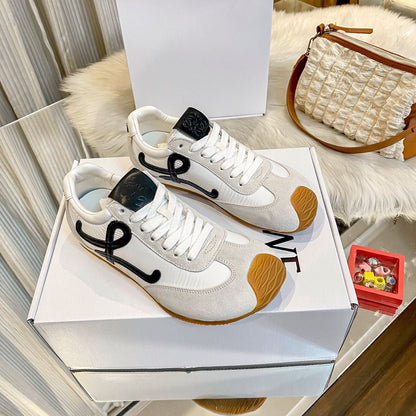 Ballerina Runner Sneaker Black/White