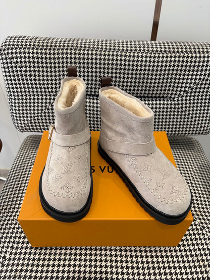 1V Snow Boots - Sand