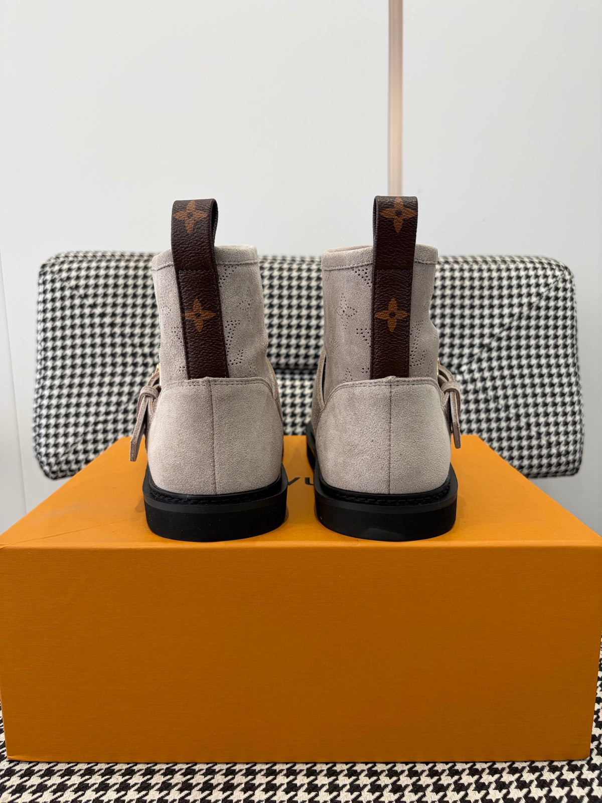 1V Snow Boots - Sand