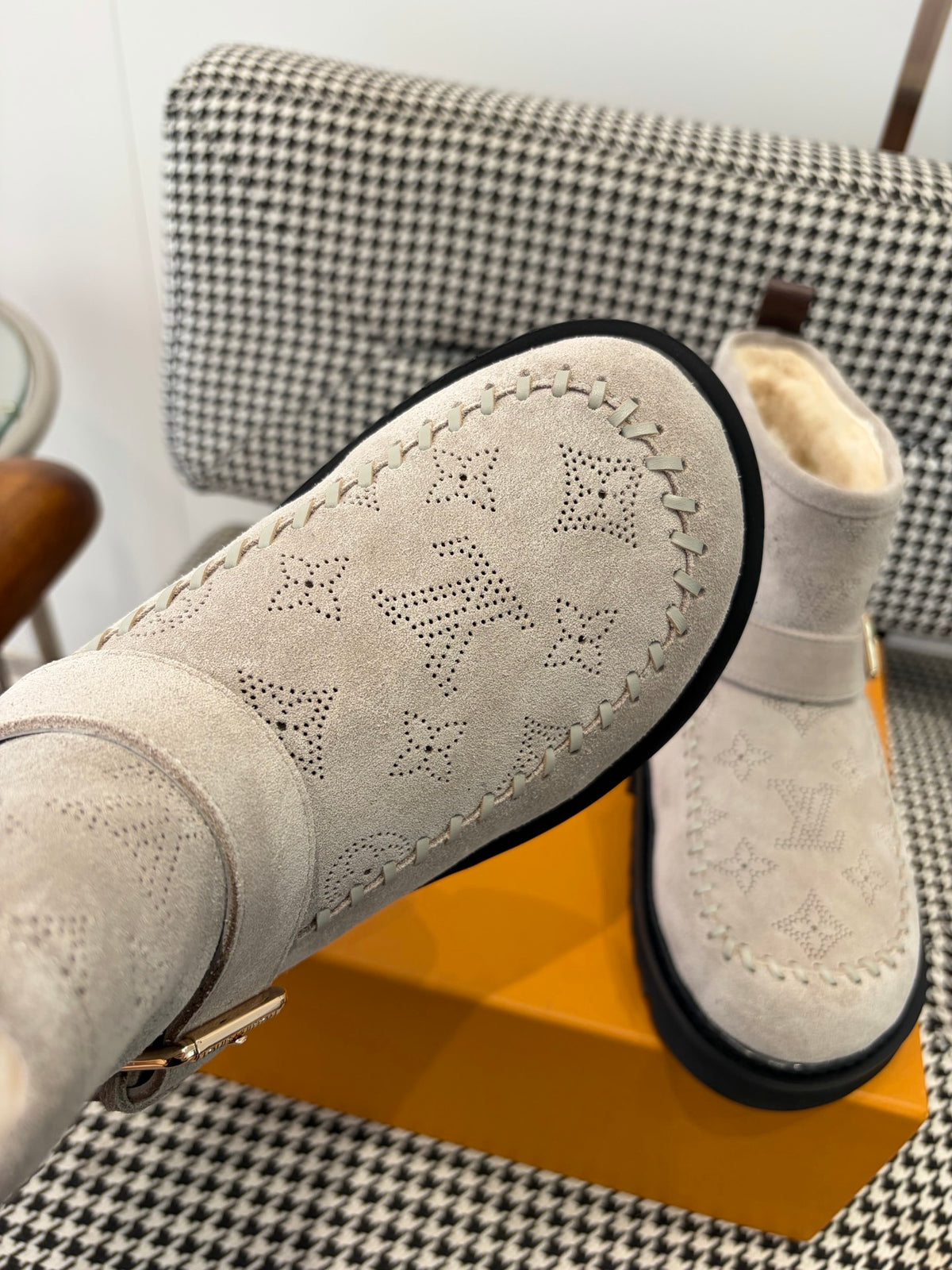 1V Snow Boots - Sand