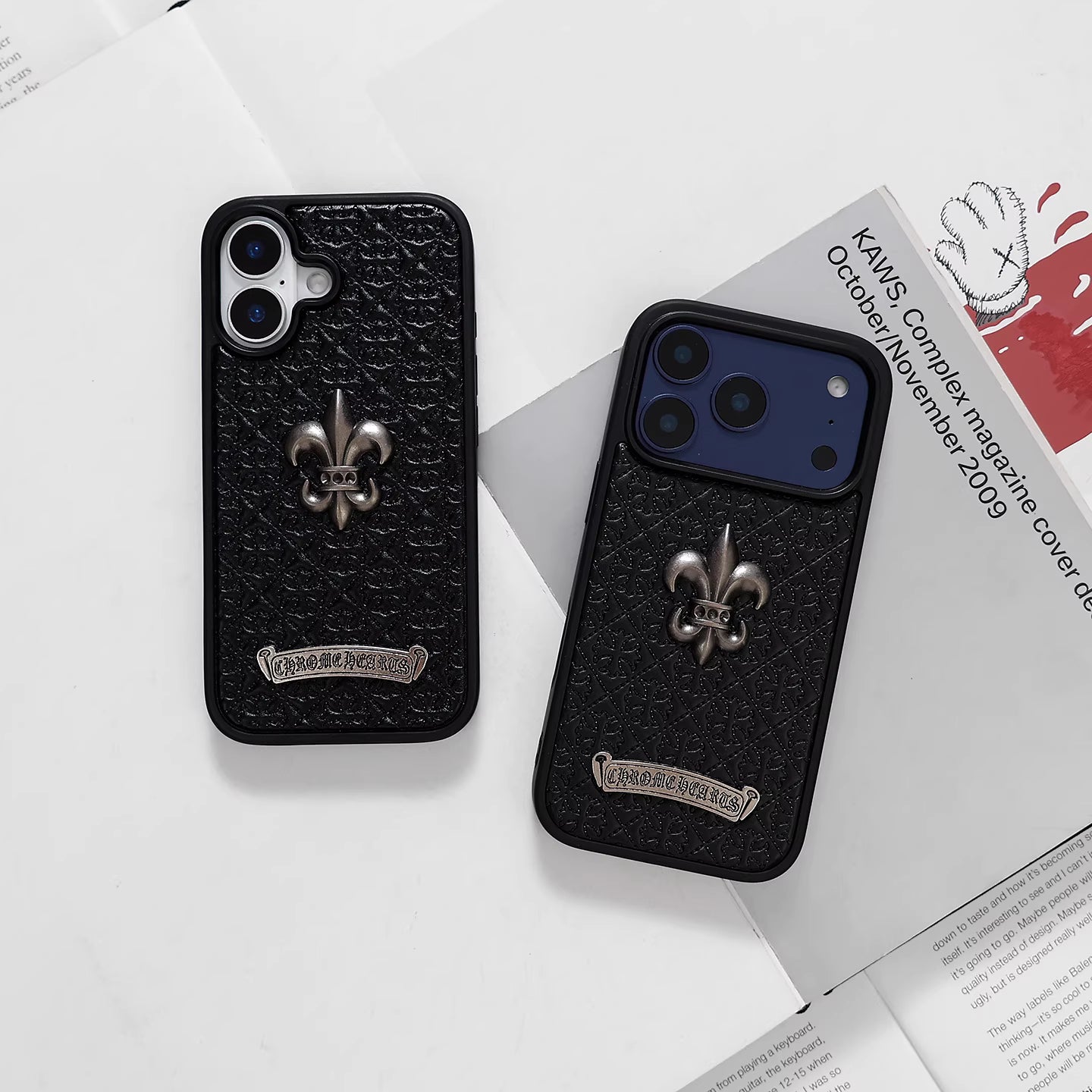 Fleur Emblem Street Embossed Case