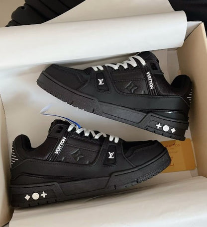 1V Monogram Trainer Sneakers Black