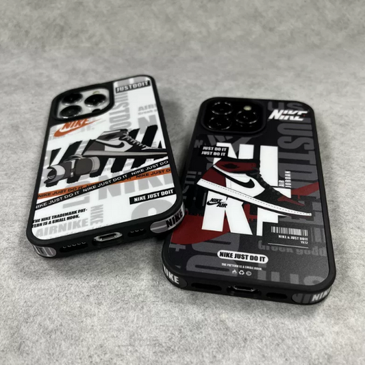 Sneaker Streetwear Case – iPhone 12–18