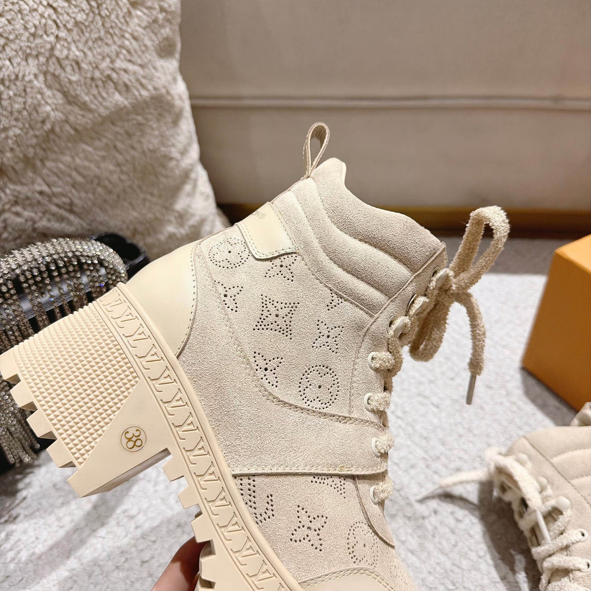 Desert Platform Boots - Beige