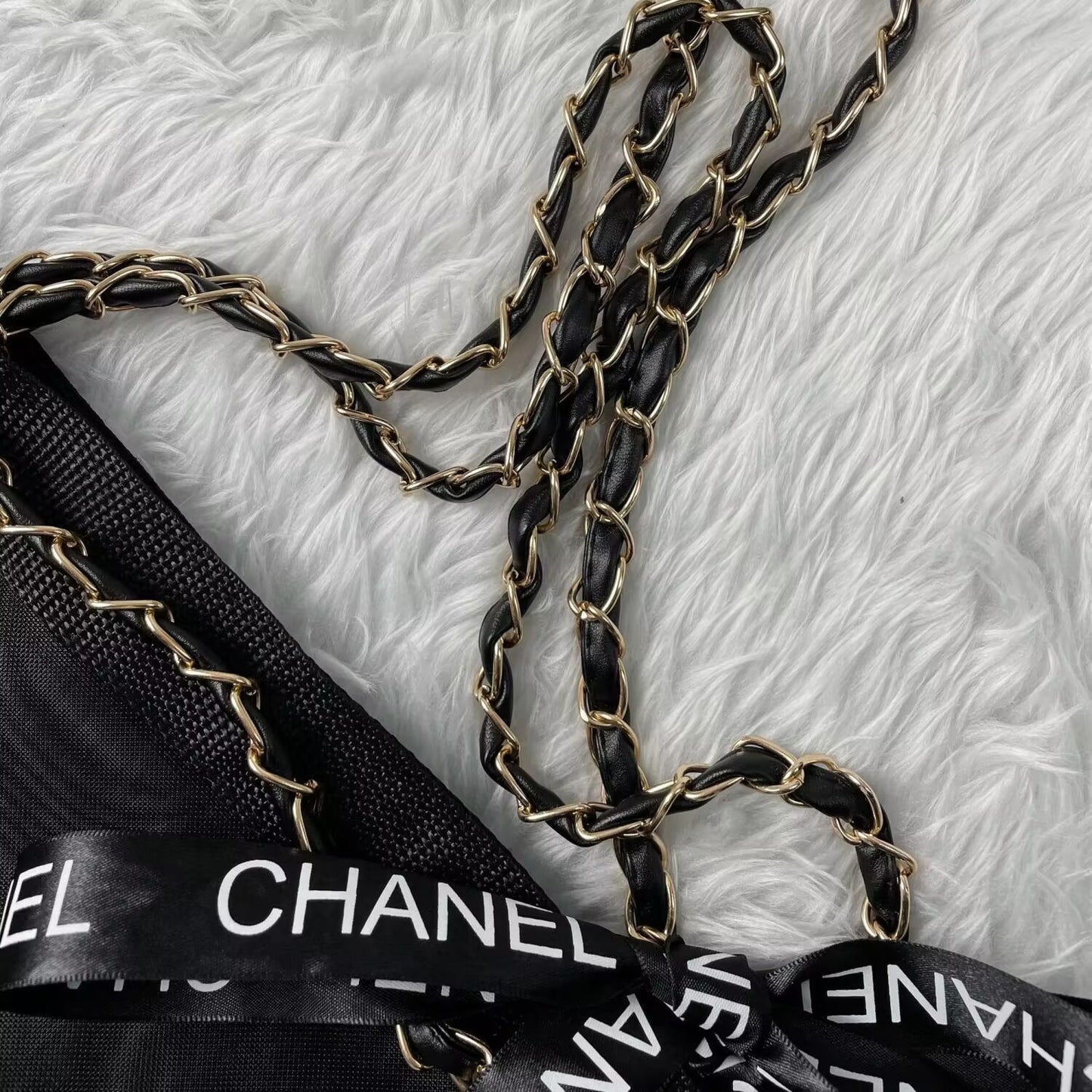 Chanel Beaute Mesh Tote Set
