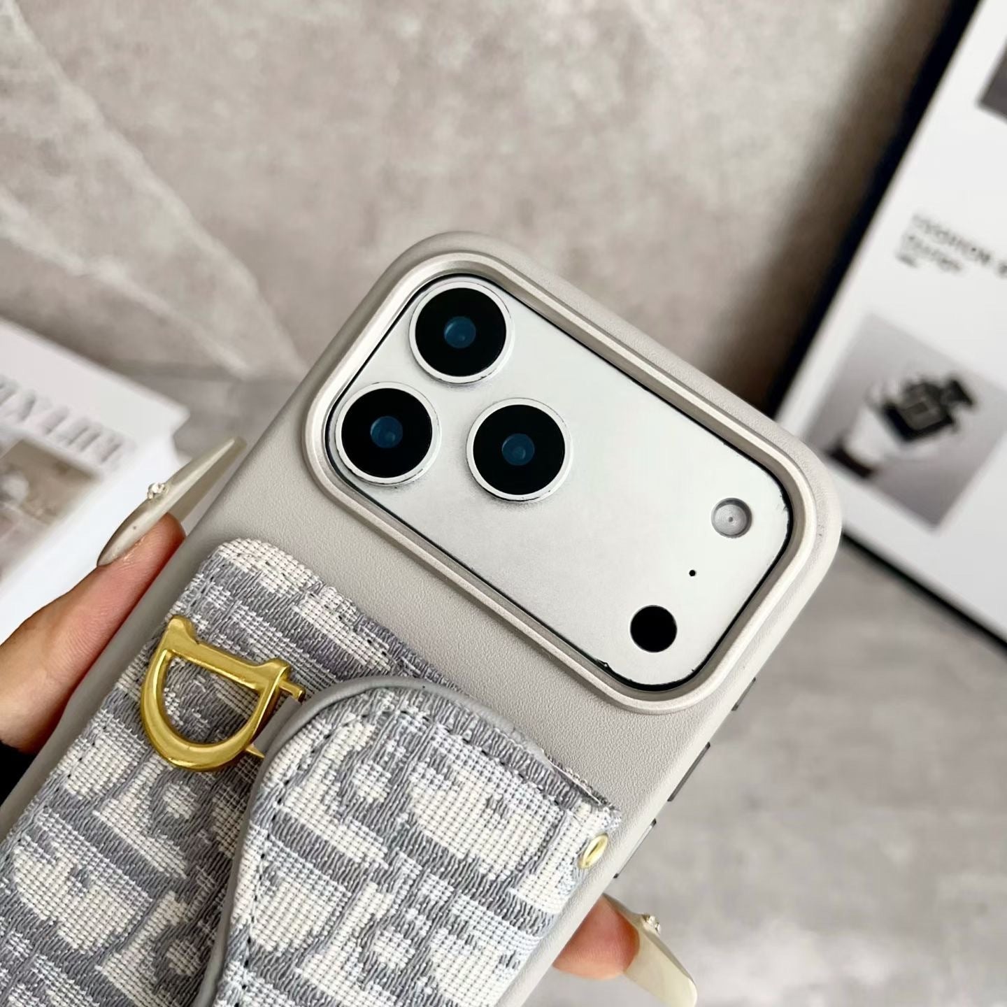 Luxury Saddle Pocket Case