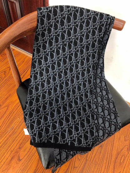 Oblique Design Cashmere Blend Scarf - Unisex