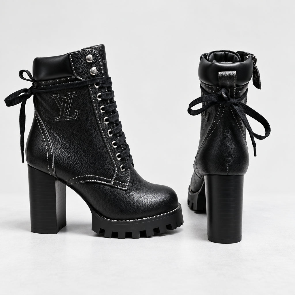 Star Trail Leather Boots - Black