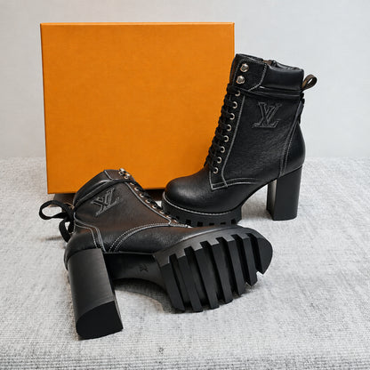 Star Trail Leather Boots - Black