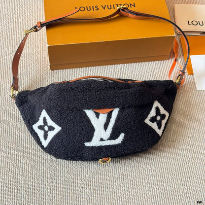 Teddy Belt Bag - 4 Colors