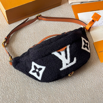 Teddy Belt Bag - 4 Colors