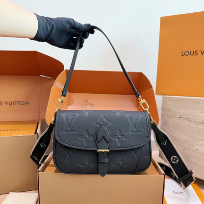 Luxury Black Diane Bag With Box