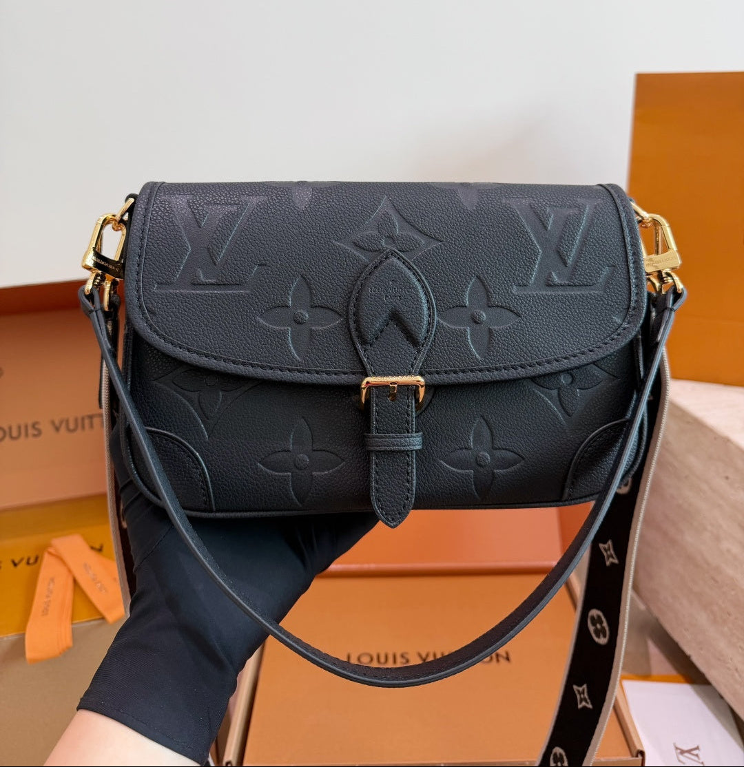 Luxury Black Diane Bag With Box