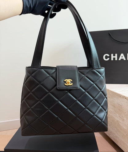 Caviar Leather Diamond Flap Tote