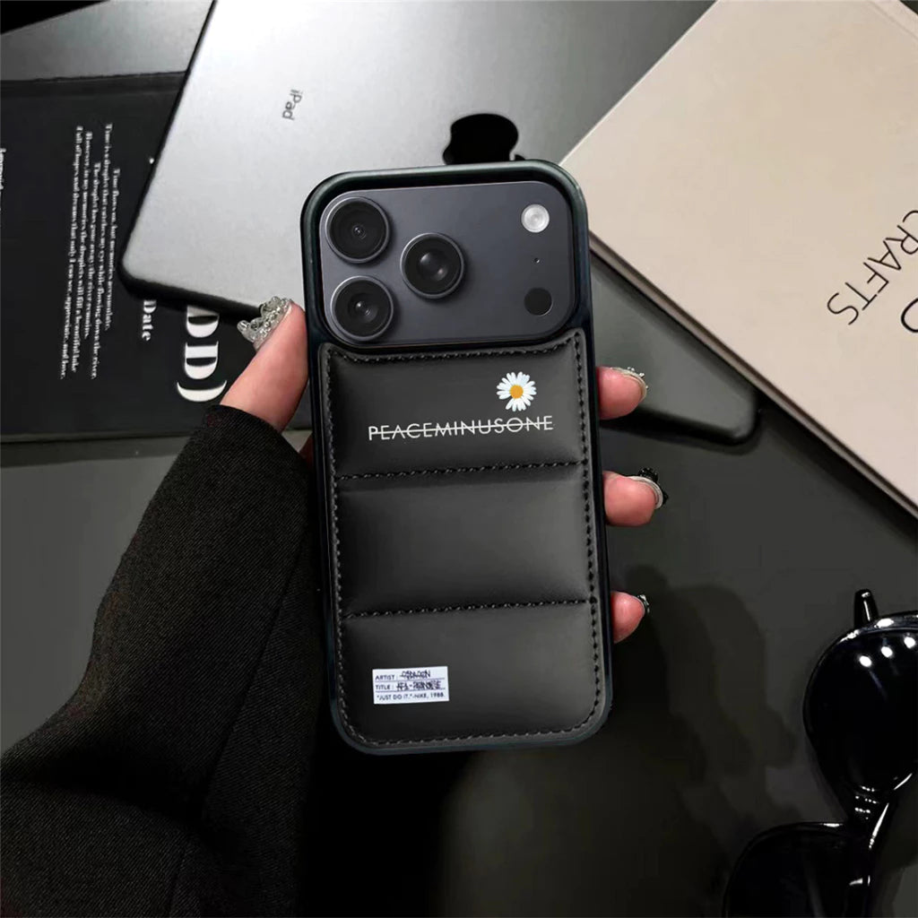 Daisy Puffer Case – iPhone 12–17