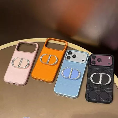Quilted Leather Mirror Phone Case – iPhone 15–18