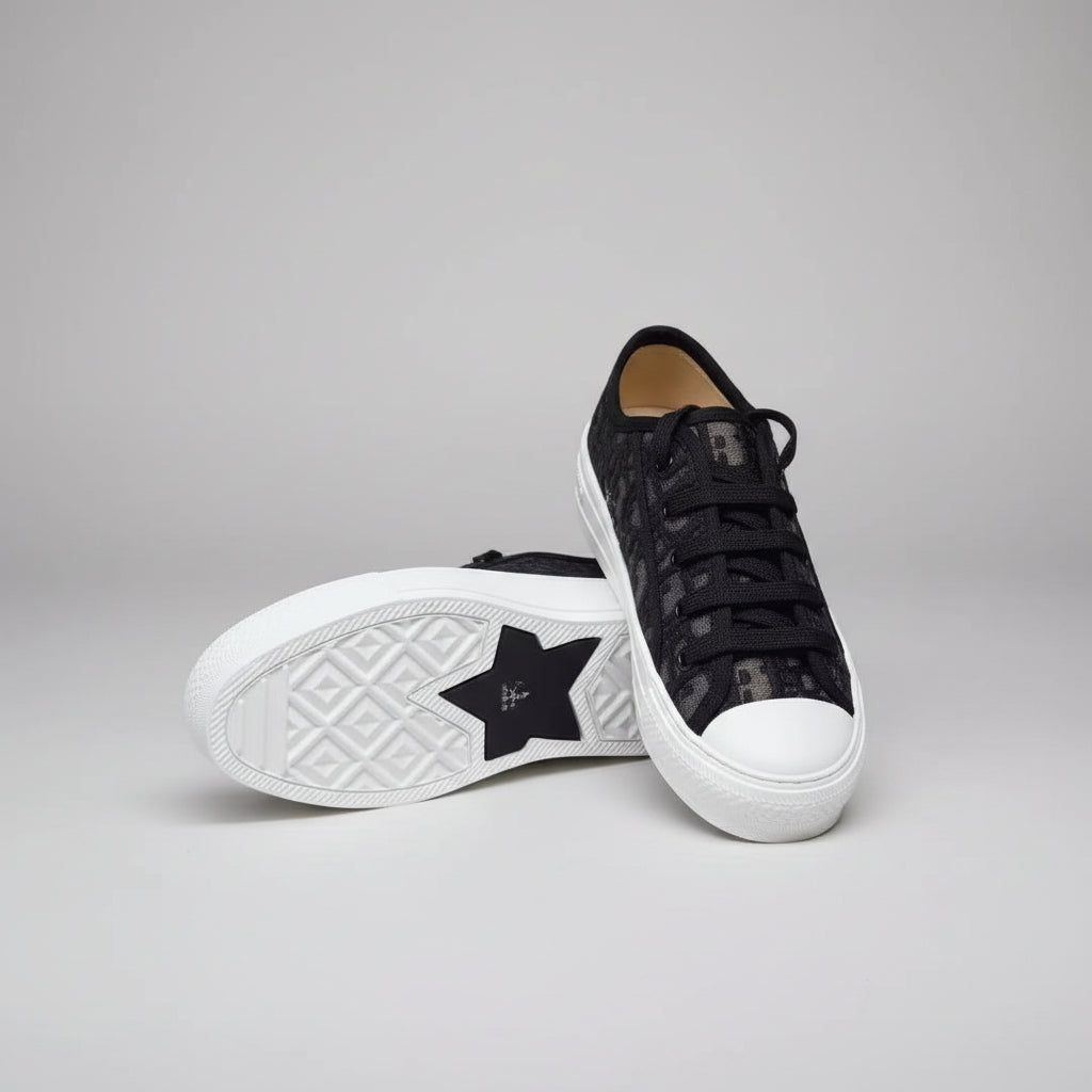 Walk In Mesh Sneaker