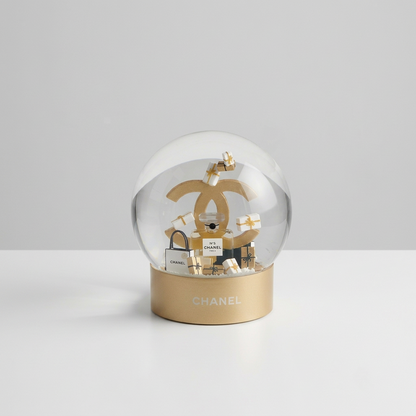 VIP Snow Globe 2023 - Gold