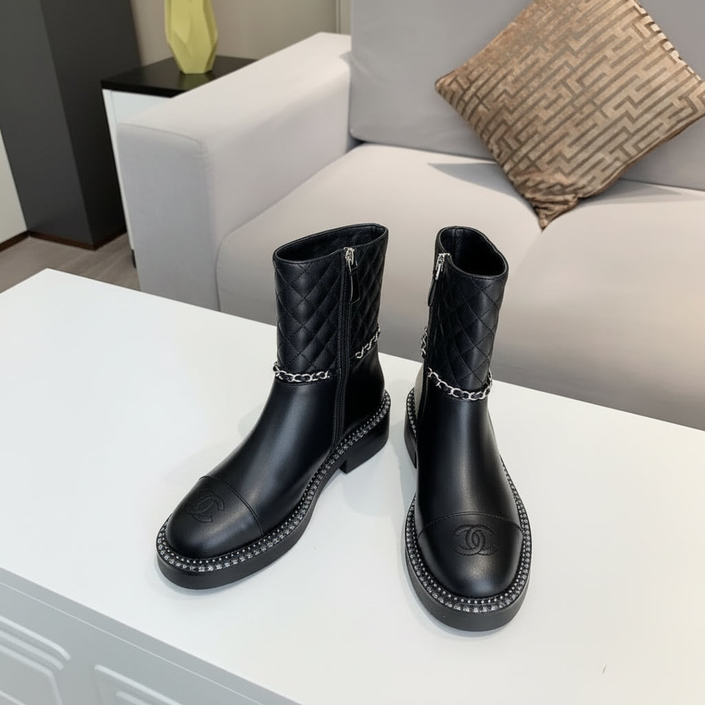 Chain Around Quilted Leather Boots